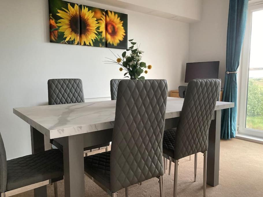 Beautiful 2 Bedroom Flat Overlooking Golf Course Carnoustie Exteriér fotografie