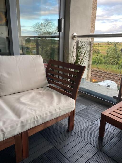 Beautiful 2 Bedroom Flat Overlooking Golf Course Carnoustie Exteriér fotografie